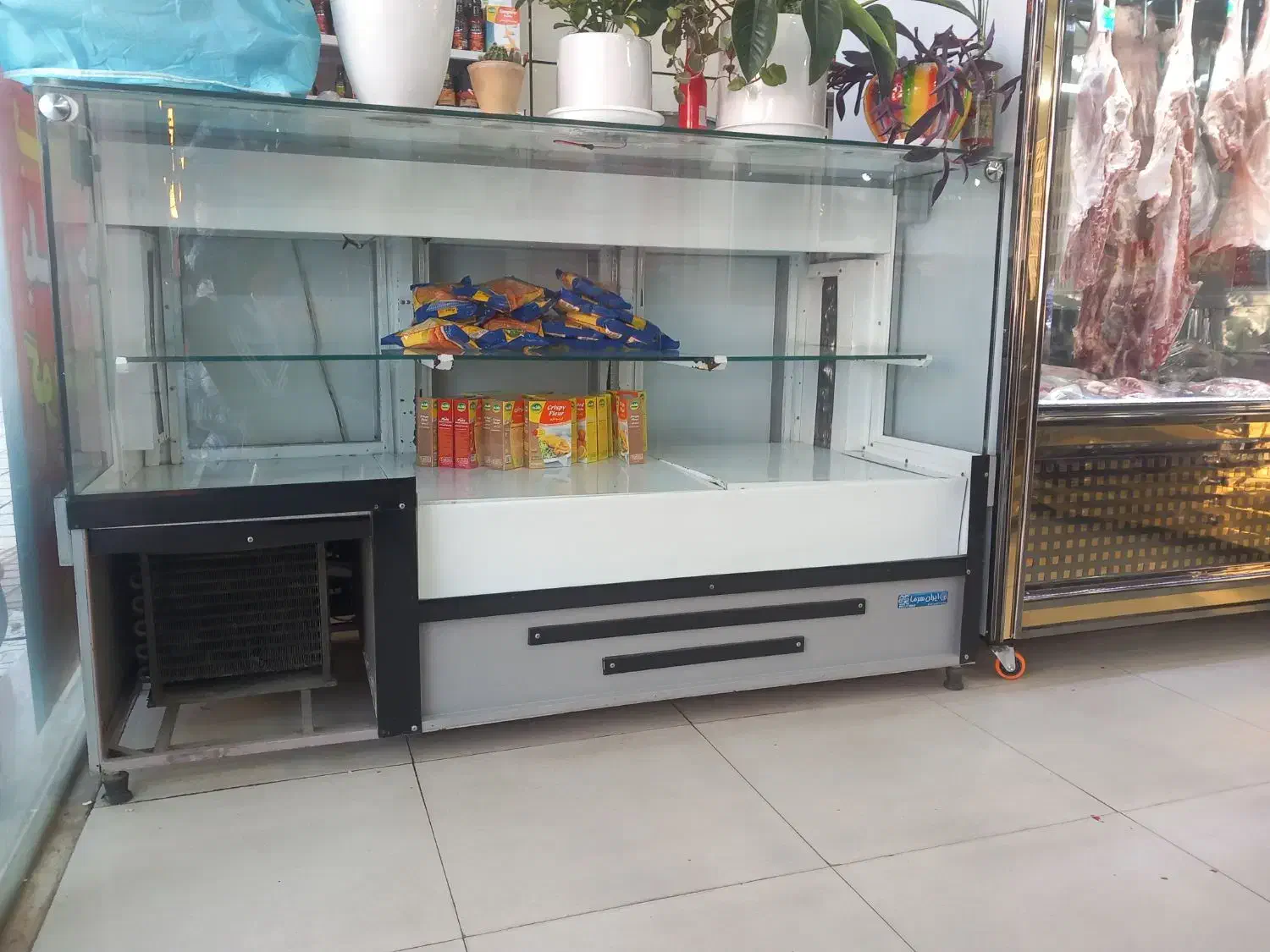 یخچال فانتزی|فروشگاه و مغازه|شاهینشهر, مسکن مهر|دیوار