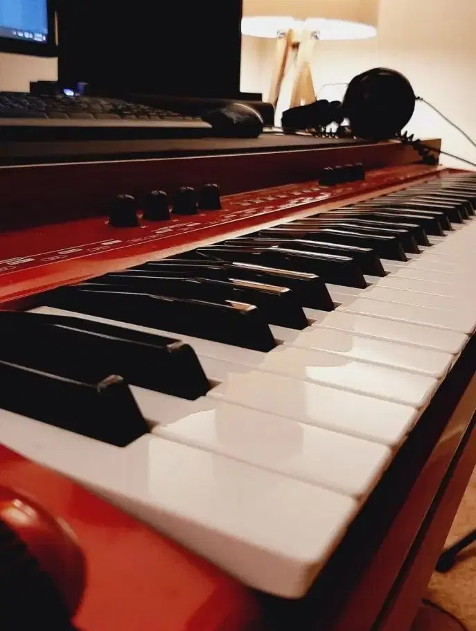 کیبورد Behringer UMX610|پیانو، کیبورد، آکاردئون|تهران, پرستار|دیوار