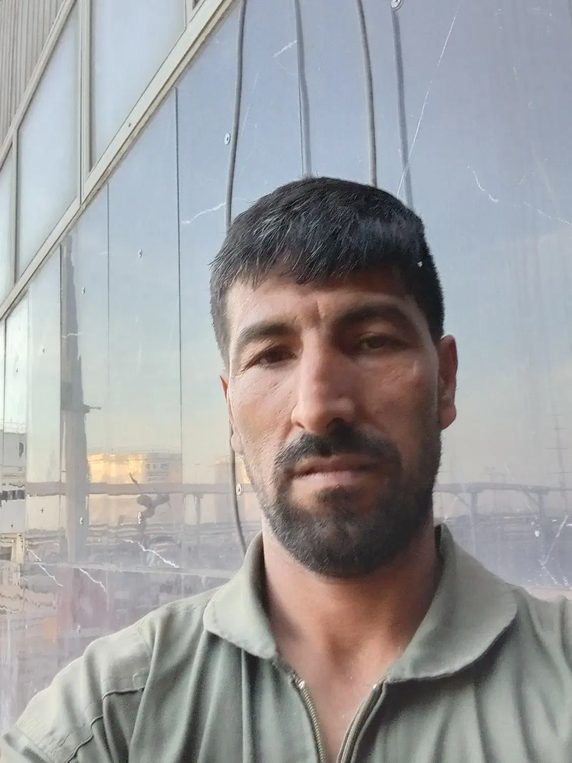 پیچ ورولپلاک سنگ شستشونما بدون نیازبه داربست|خدمات پیشه و مهارت|بندرعباس, |دیوار