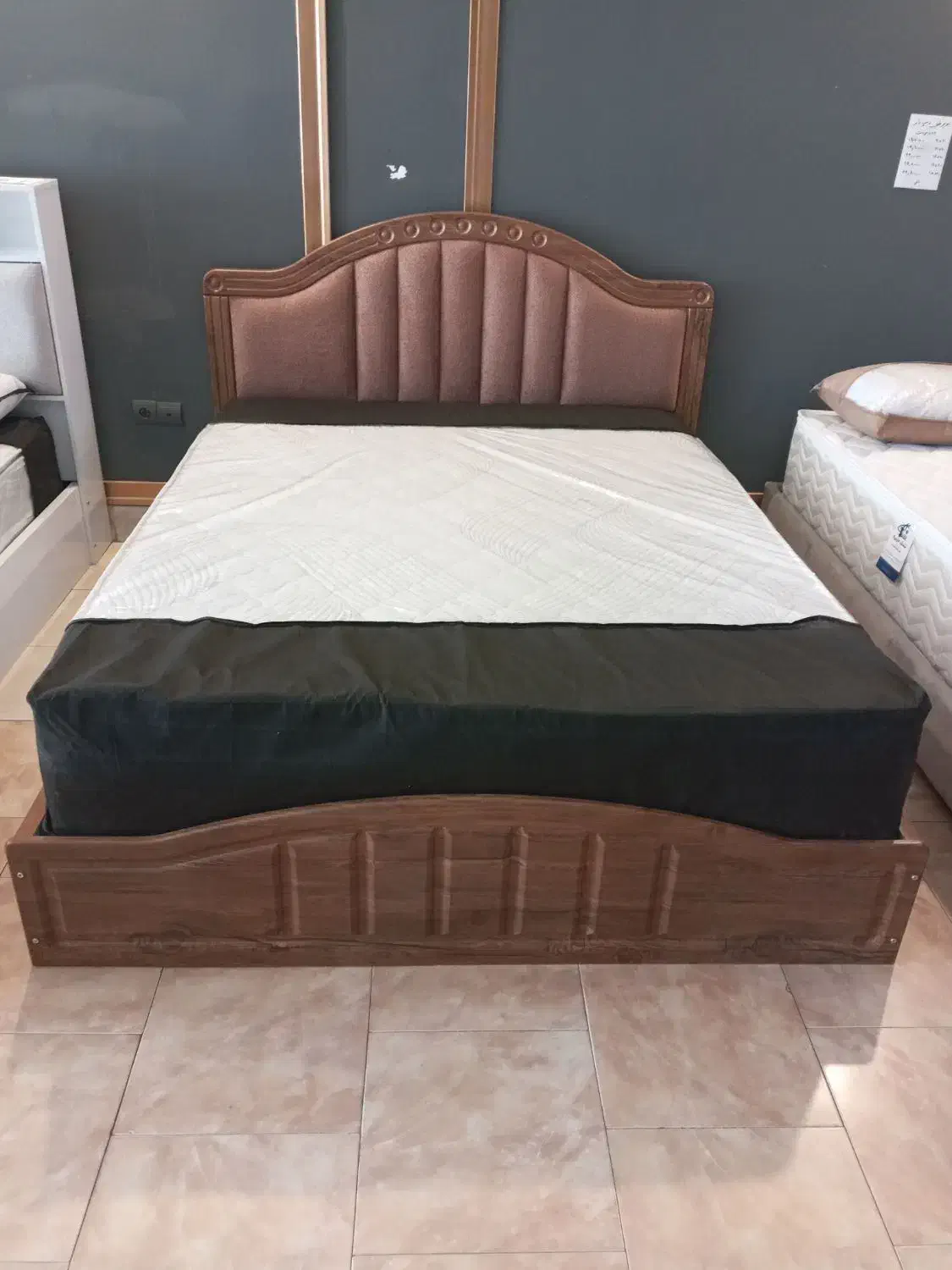 فروش تخت و تشک اقساطی بدون پیش پرداخت|تخت و سرویس خواب|پردیس, شهرک صنعتی کمرد|دیوار