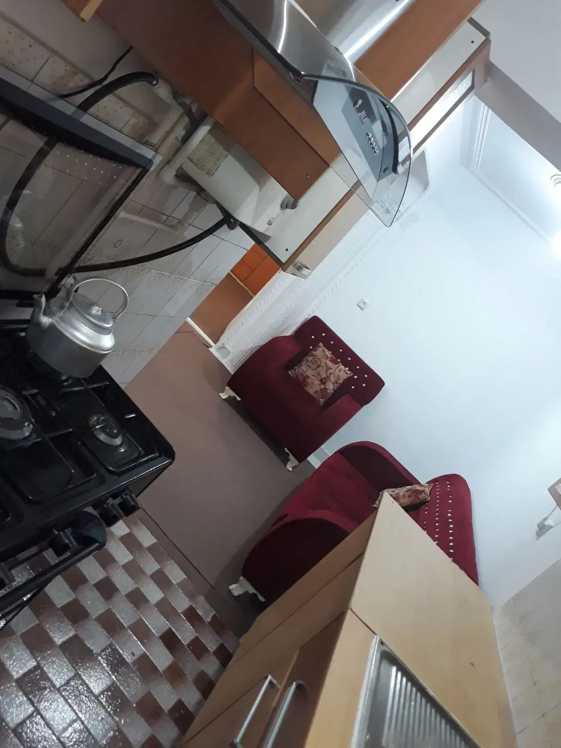 واحد در مرکز شهر همکف راه جدا نزدیک شهرداری ،مطهری|اجارهٔ کوتاه‌مدت آپارتمان و سوئیت|رشت, حاجی آباد|دیوار