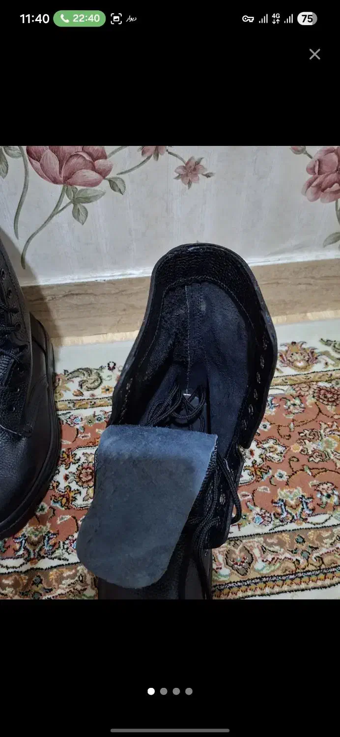 لباس و پوتین سربازی|لباس|قرچک, زیبا شهر|دیوار