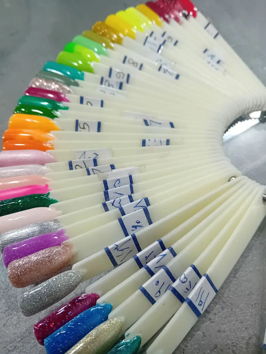 کاشت ناخن وترمیم ۱۵۰|خدمات آرایشگری و زیبایی|چهارباغ, |دیوار