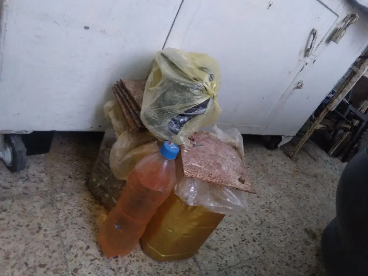 گاری چرخ دار چهار طبقه|ابزارآلات|اندیمشک, |دیوار