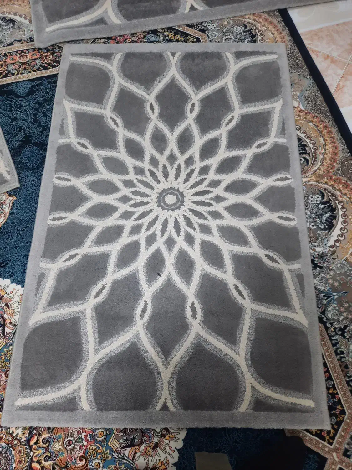 گلیم فرش درسایزهای مختلف|گلیم، جاجیم، گبه|قم, پردیسان|دیوار