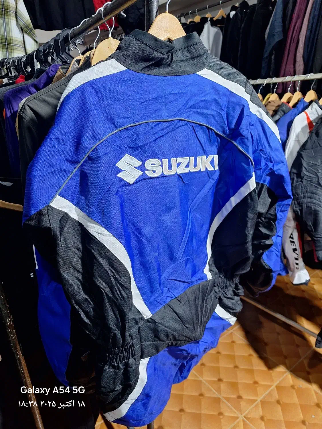 کاپشن اورجینال موتور سواری|لباس|تالش, هشتپر|دیوار