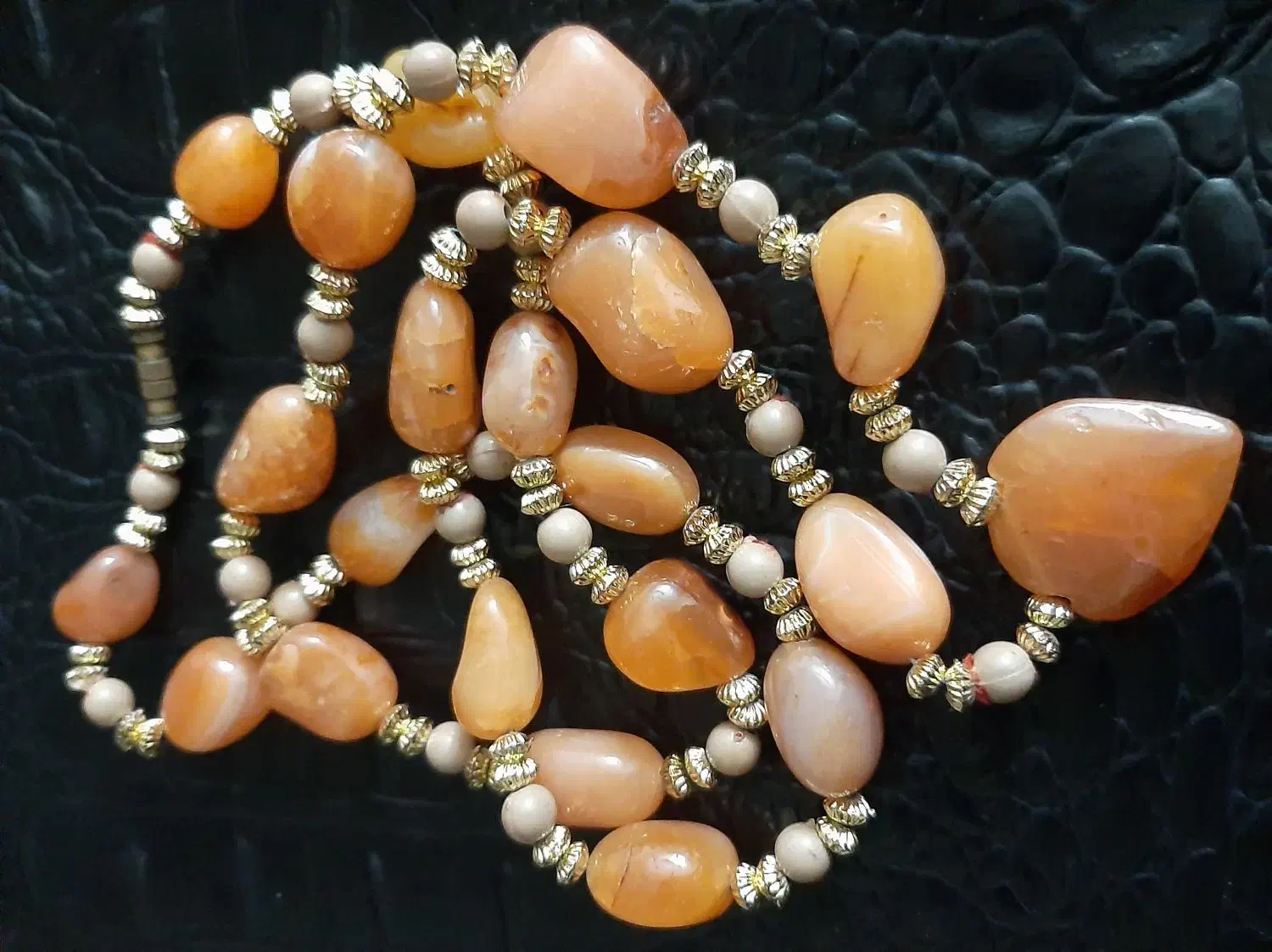 گردنبند سنگ کارنلین قدیمی|جواهرات|تهران, هفت حوض|دیوار