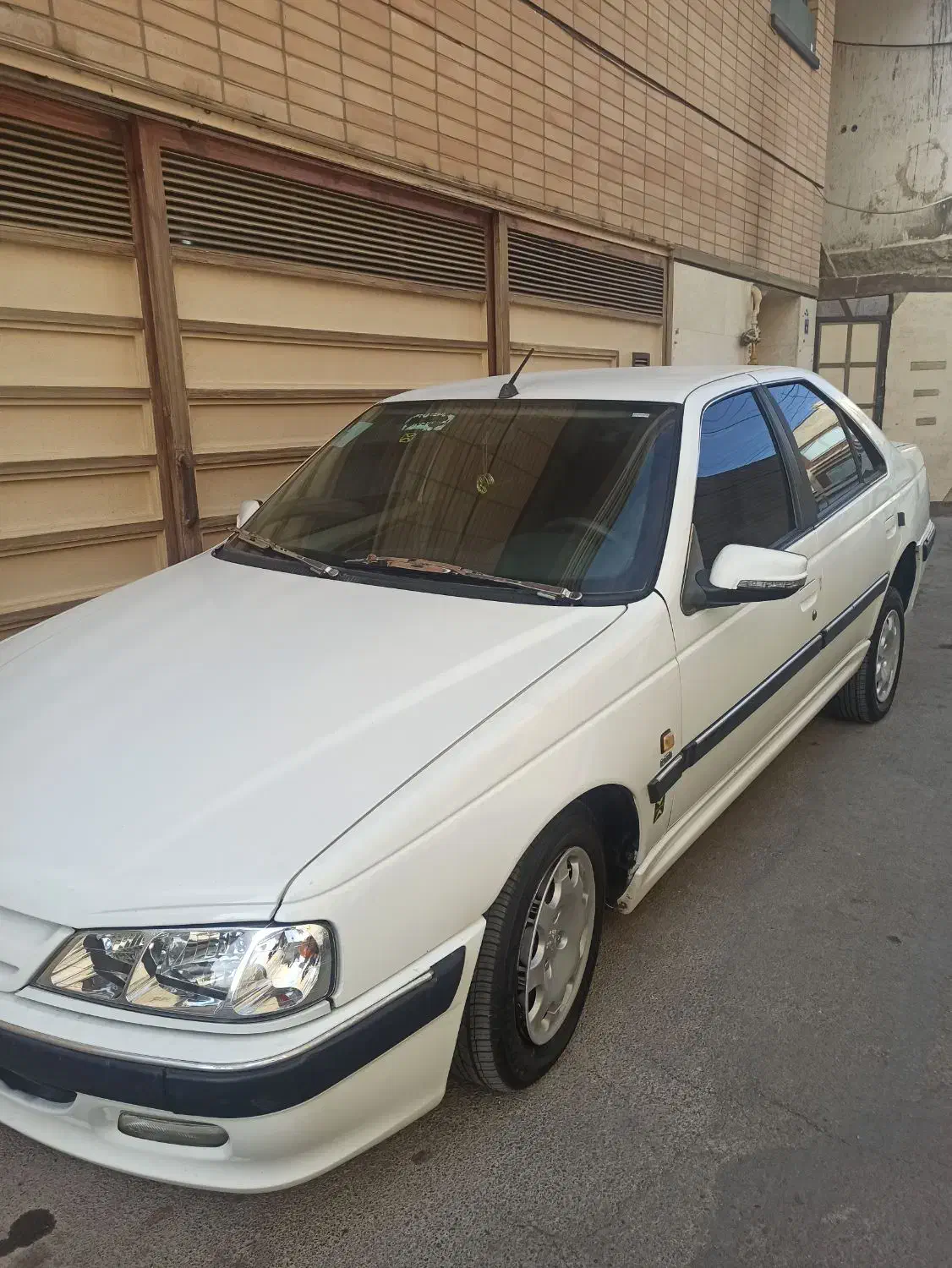 پژو پارس98 تیوفایو پنوماتیک|خودرو سواری و وانت|اصفهان, رکن الدوله شرقی|دیوار