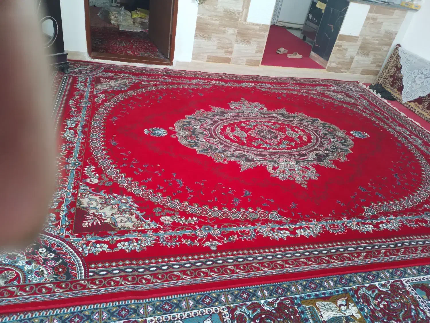 یک تخته فرش ماشینی در حد نو ۱۲ متری|فرش|مراغه, |دیوار