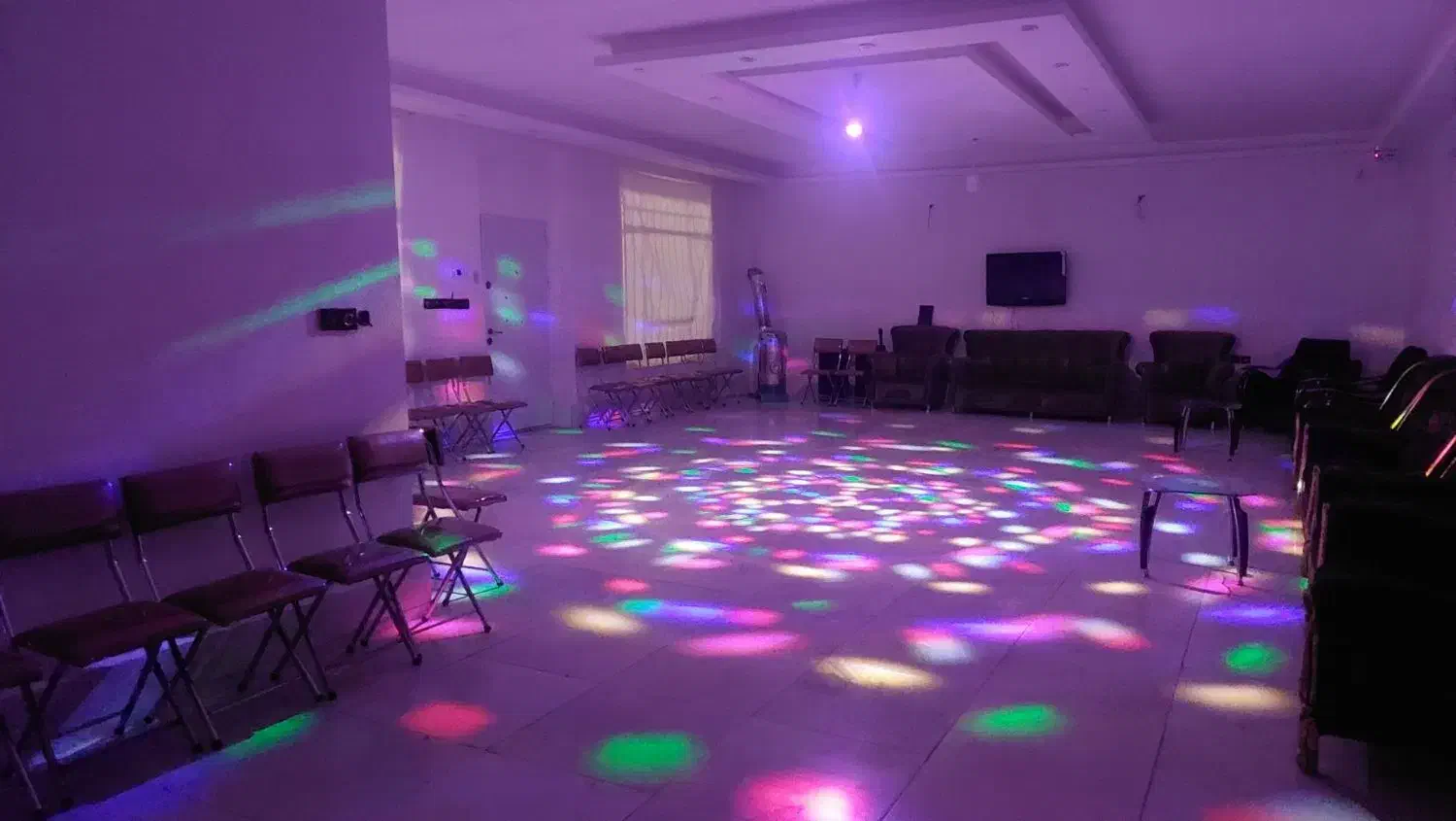 باغ ویلا شاهنامه،تولد،افتر،دورهمی،مهمانی تعدادبالا|اجارهٔ کوتاهمدت ویلا و باغ|مشهد, دهشک|دیوار