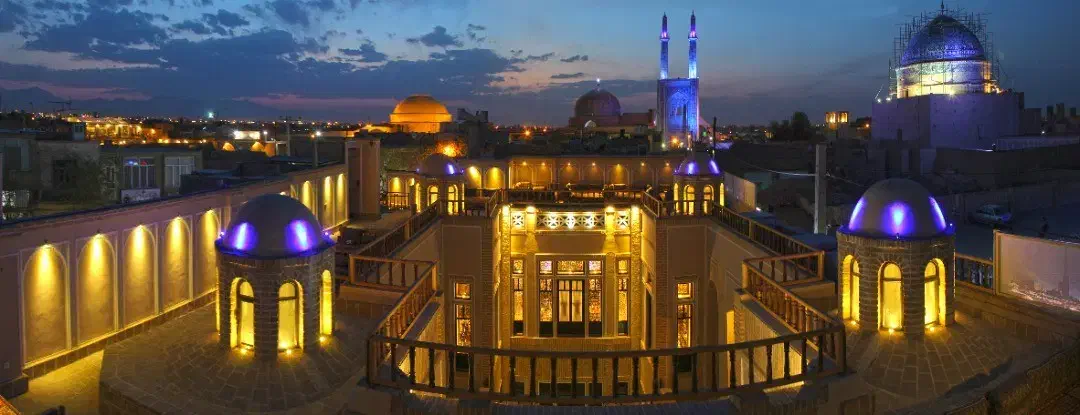 میزبان /کافی من /کمک آشپز فست فود|استخدام خدمات فروشگاه و رستوران|یزد, |دیوار