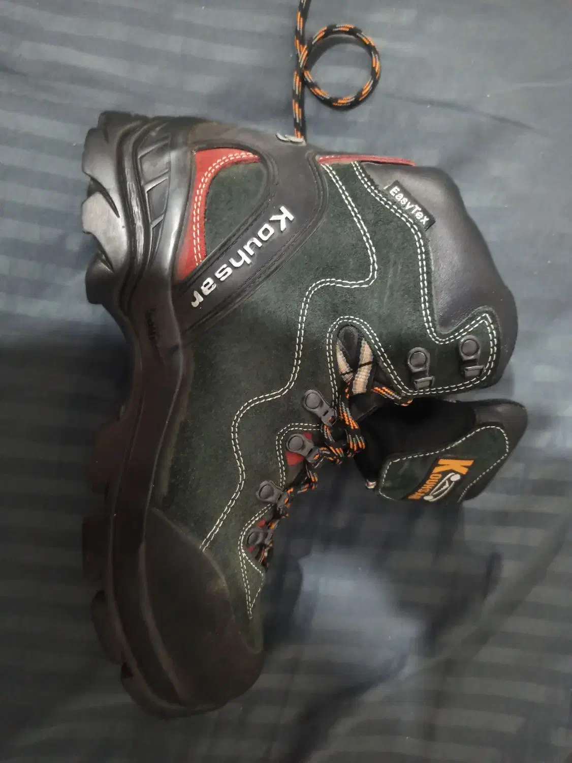 کفش کوهنوردی|کیف، کفش، کمربند|زنجان, |دیوار