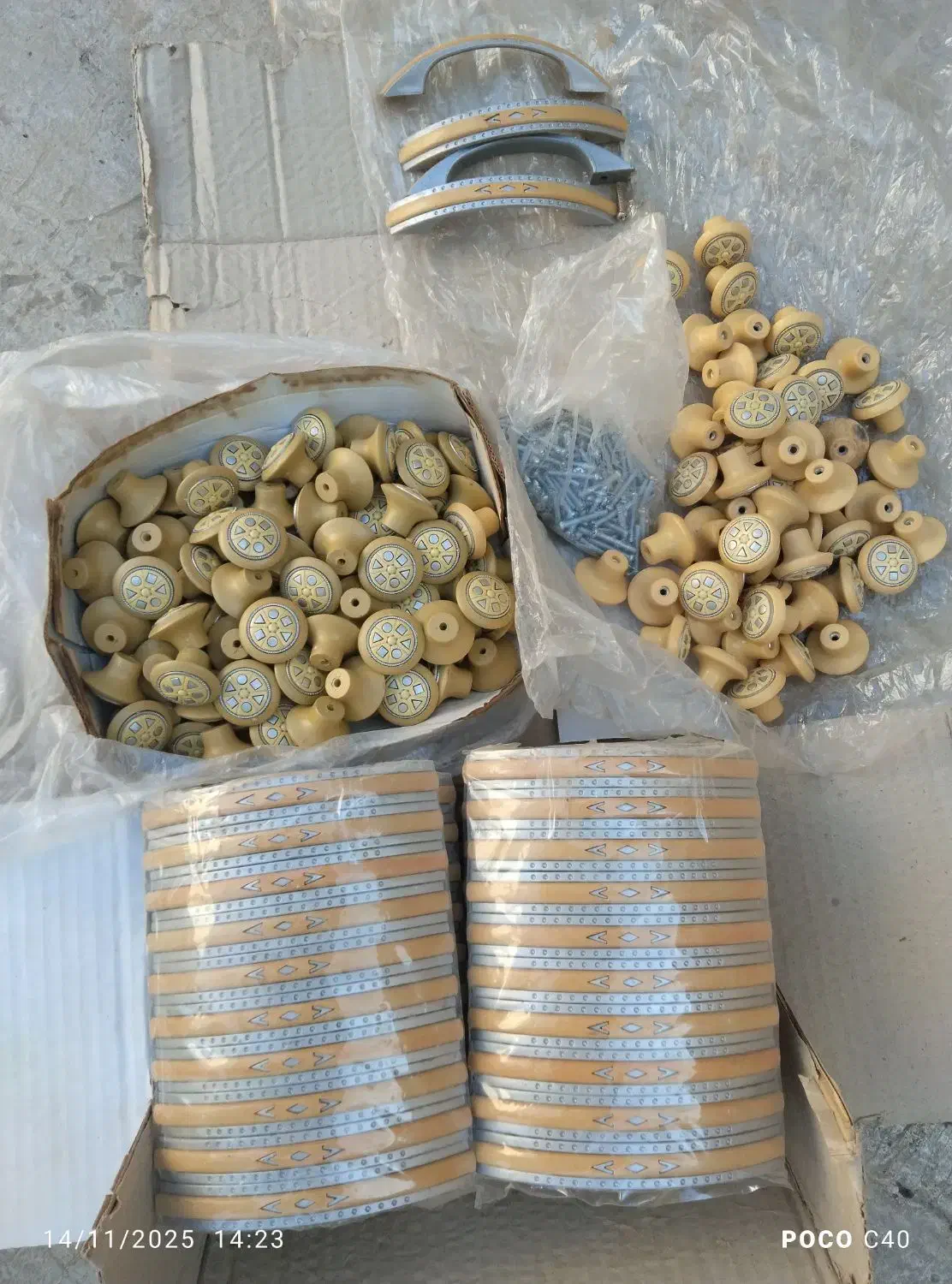 دستگیره درب کابینت دوپیچ وتک پیچ|مصالح و تجهیزات ساختمان|رباط‌کریم, شترخوار|دیوار