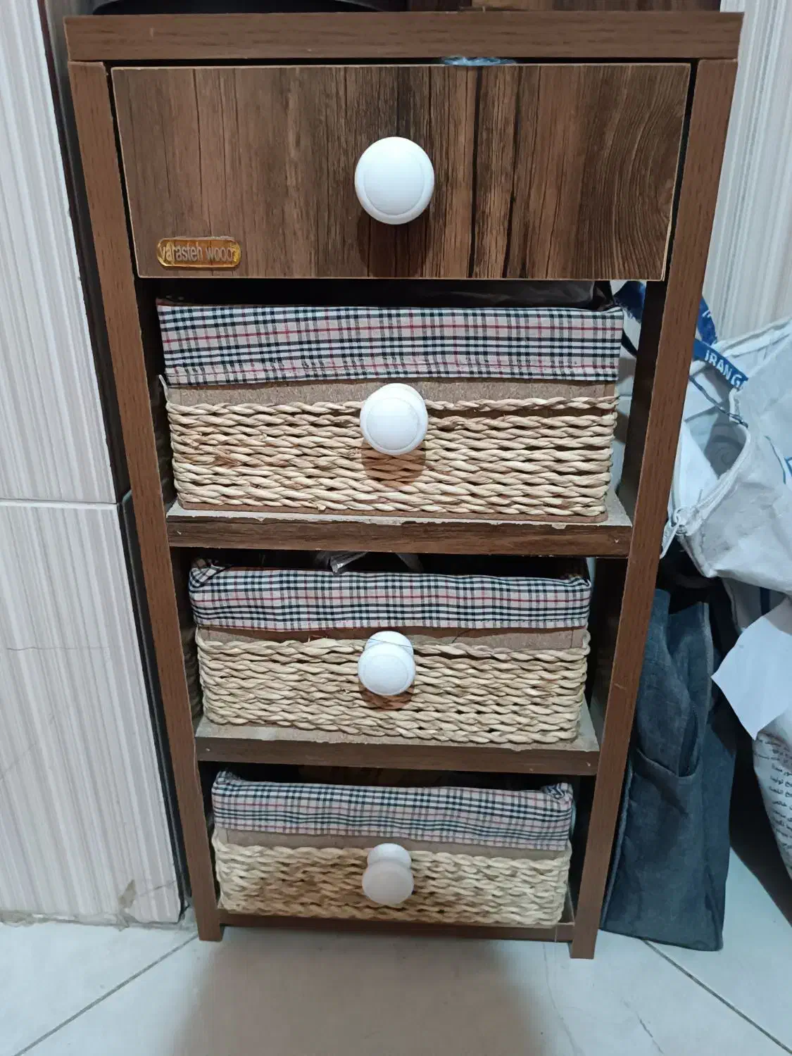 جا سیب زمینی پیاز کمدی|مبلمان خانگی و میز عسلی|اندیشه, شهرک مریم|دیوار