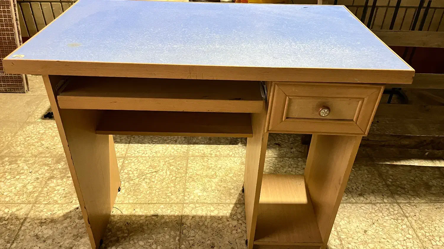 میز کامپیوتر و تحریر|میز تحریر و کامپیوتر|نجف‌آباد, شریعتی غربی|دیوار