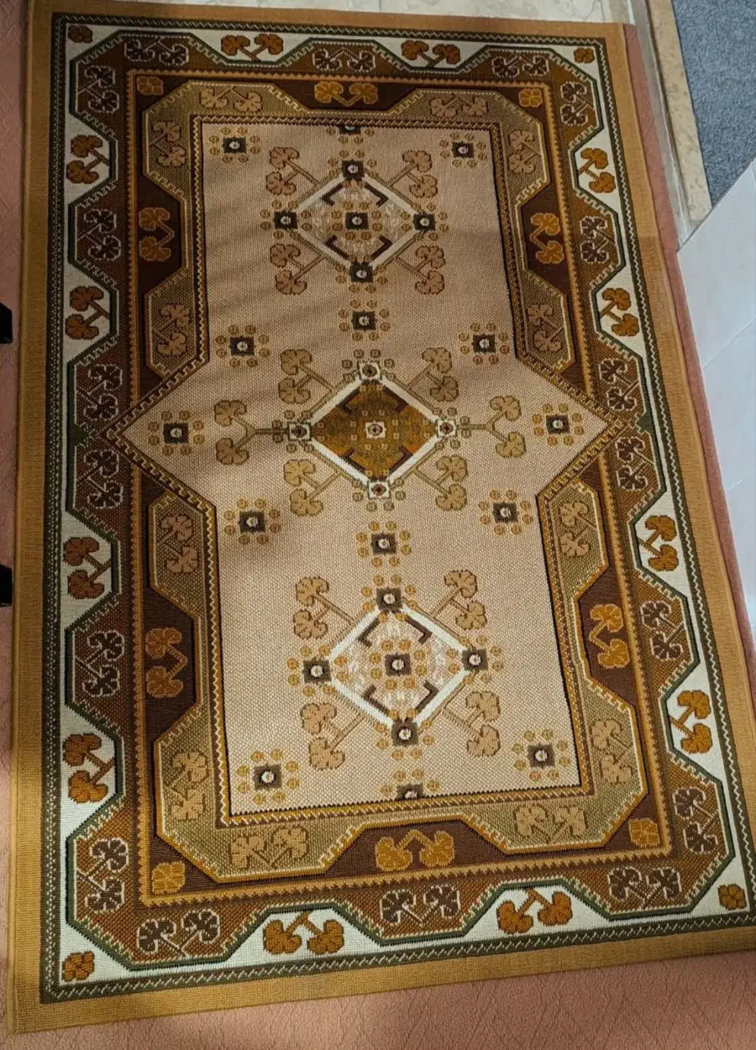 قالیچه|فرش|ساری, |دیوار