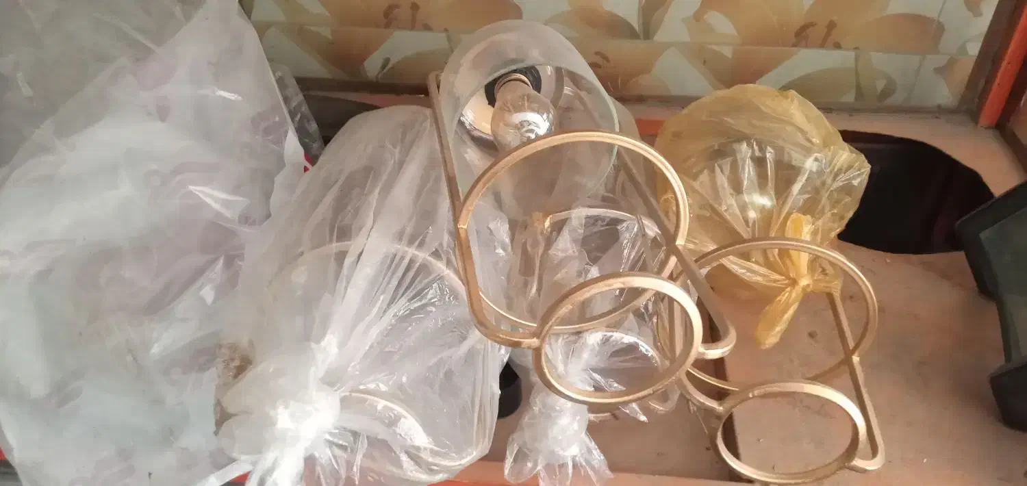 گلدان و لوستر|دوچرخه، اسکیت، اسکوتر|اهواز, چهارصد دستگاه|دیوار