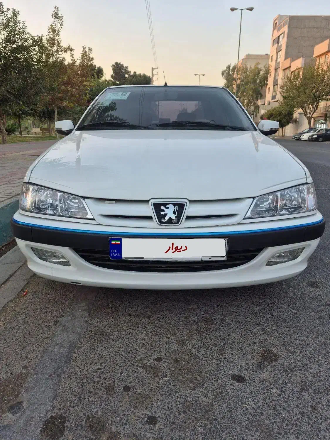 پژو پارس مدل ۹۲|خودرو سواری و وانت|تهران, شکوفه (عبدل آباد)|دیوار