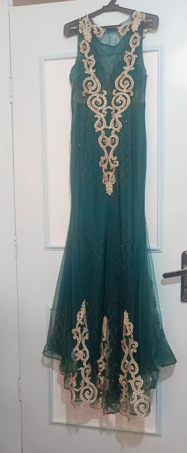 لباس مجلسی|لباس|خرمدره, |دیوار