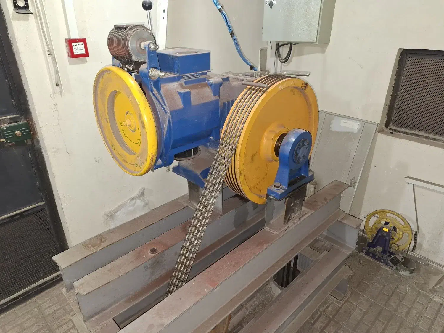 خدمات آسانسور|خدمات پیشه و مهارت|پردیس, فاز ۲|دیوار