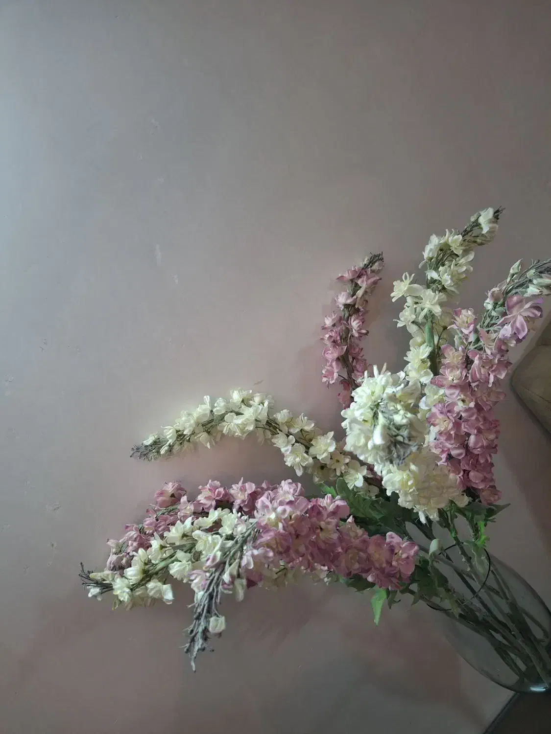 8 شاخه گل زیبا|گل مصنوعی|همدان, |دیوار