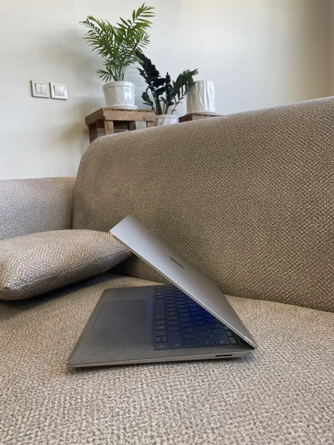 Surface laptop3|رایانه همراه|اصفهان, دستگرده|دیوار
