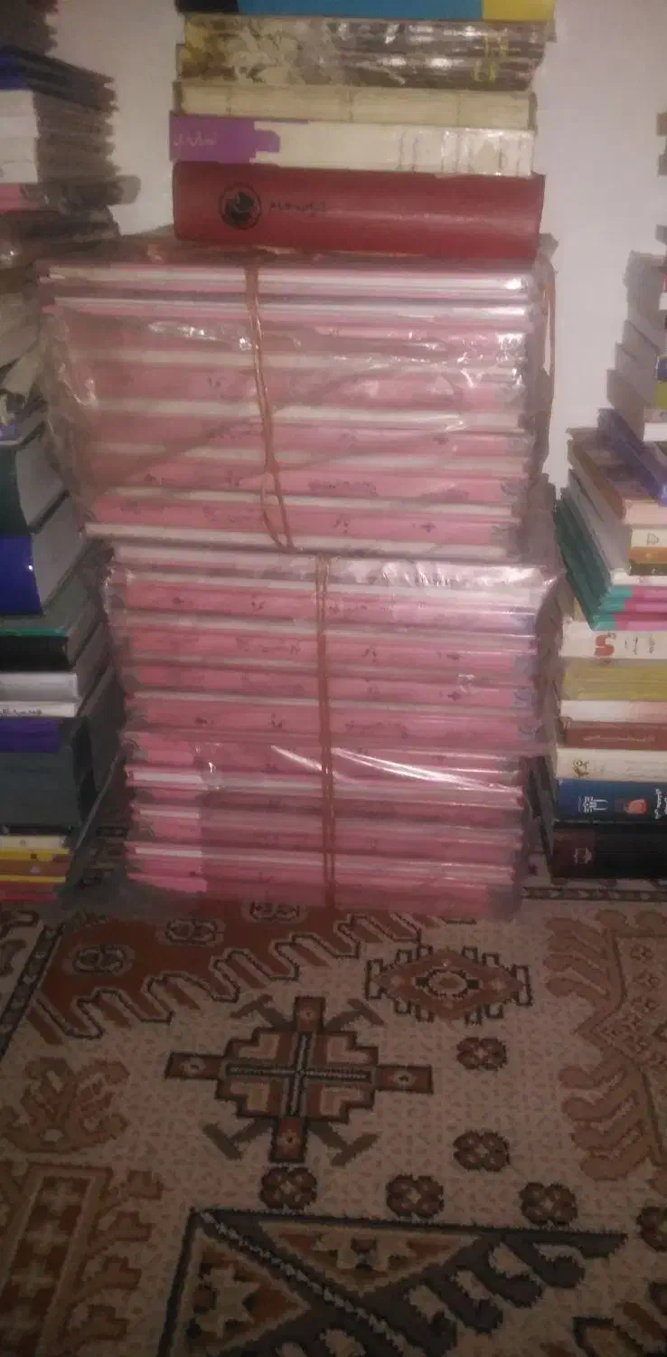 حدود 1200 جلد کتاب یا بیشتر یکجا قیمت|کتاب و مجله ادبی|مشهد, زیرکن|دیوار