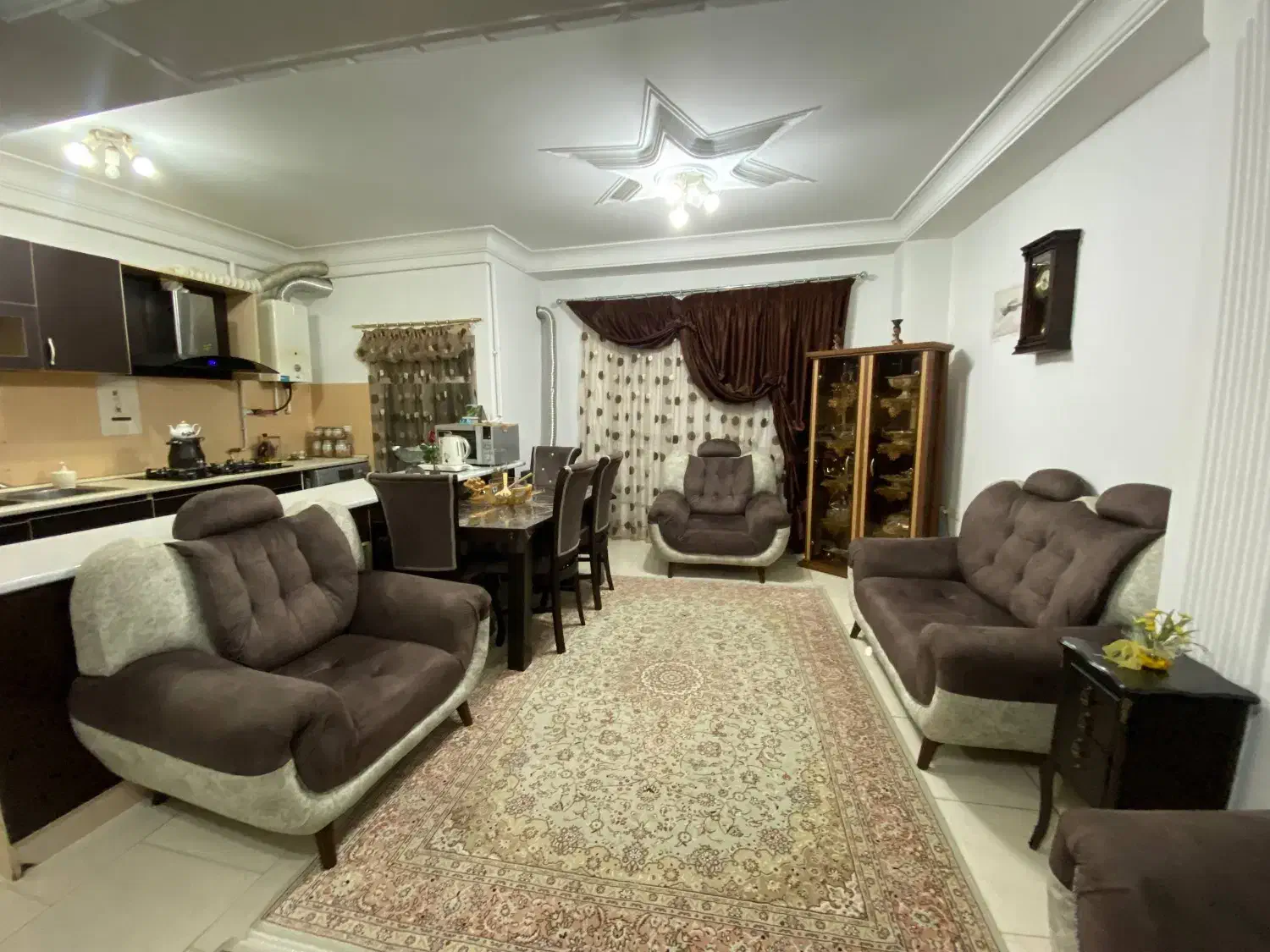 رهن واحد ۸۴ متری مرکز شهر|اجارهٔ آپارتمان|صومعهسرا, |دیوار