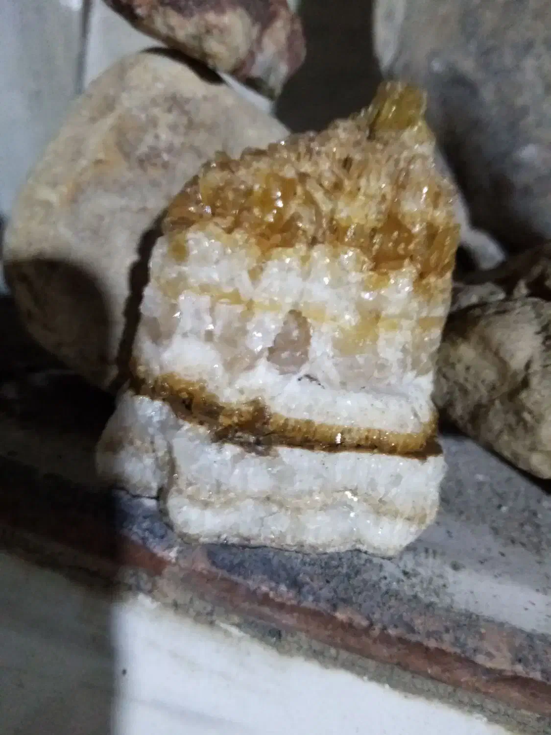 انواع سنگ های زینتی و کمیاب|جواهرات|اراک, |دیوار