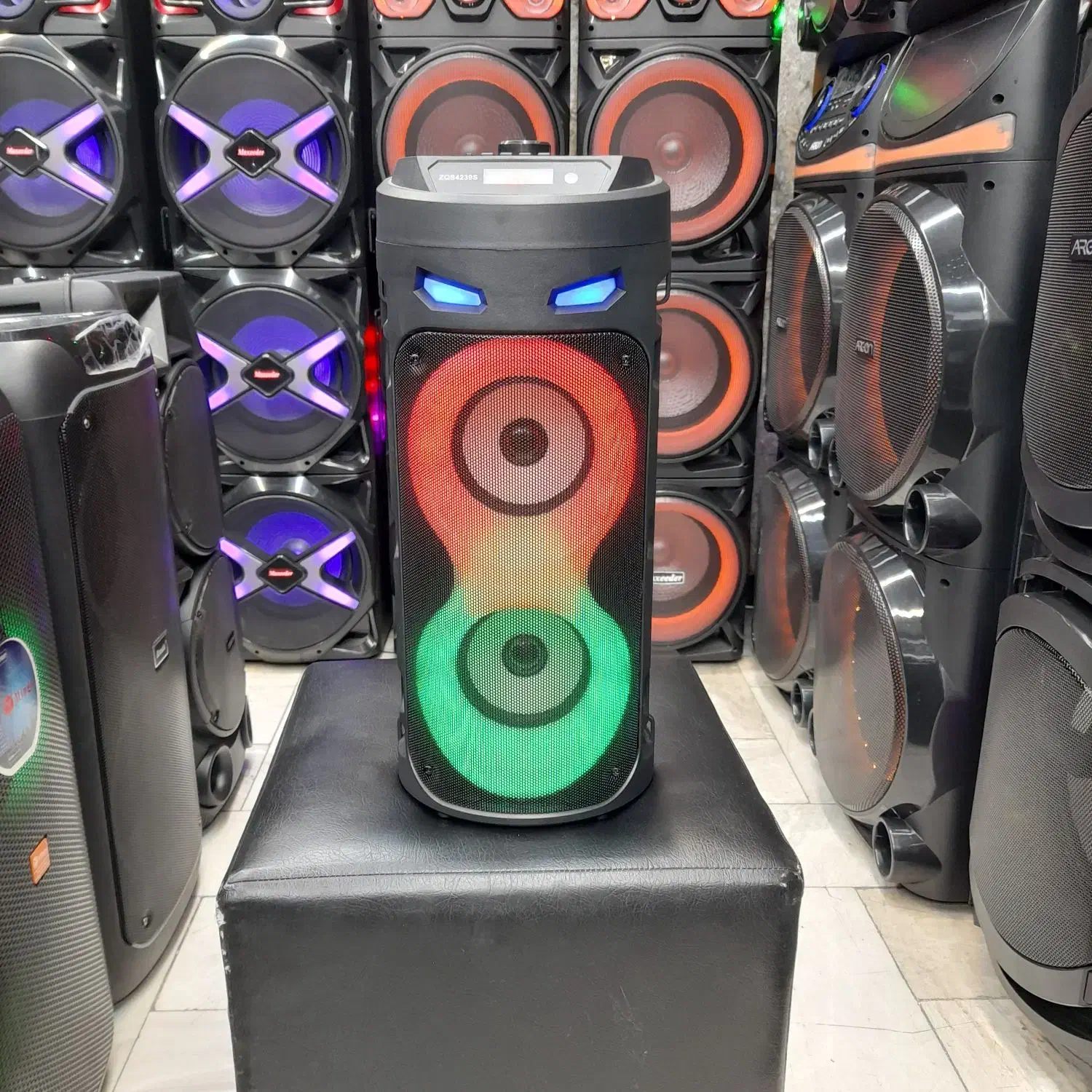 اسپیکر باند ۴۰سانتی میکروفن دارهمراه کنترل وبلوتوث|سیستم صوتی خانگی|مشهد, سراب|دیوار