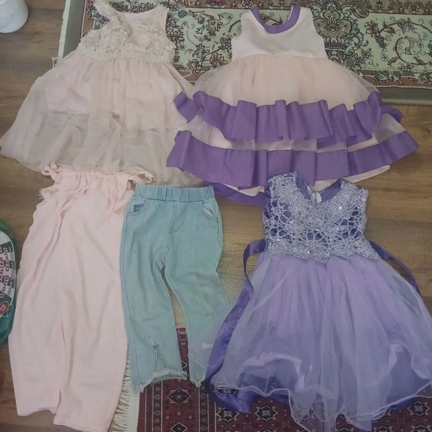 ۱۵۲تیکه لباس دخترانه تروتمیزاز۵سال تا۱۰سال|کفش و لباس بچه|مشهد, سجاد شهر|دیوار