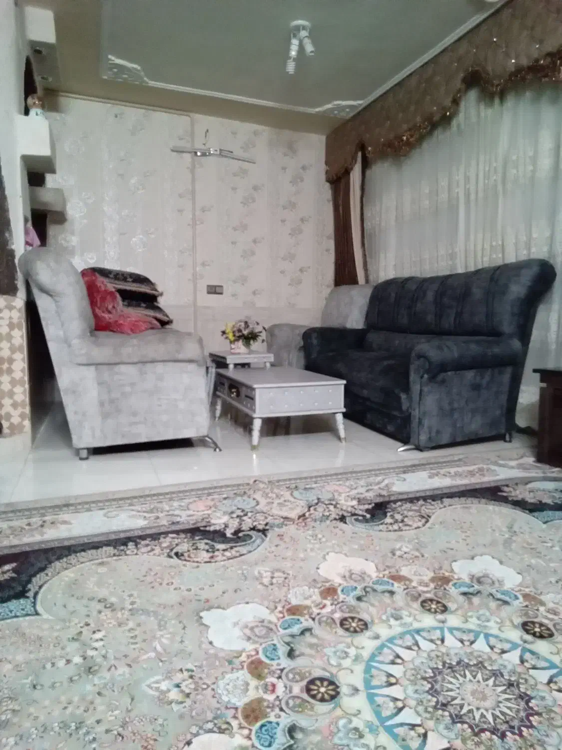 مبل تمام پارچه|مبلمان خانگی و میز عسلی|شهرضا, |دیوار