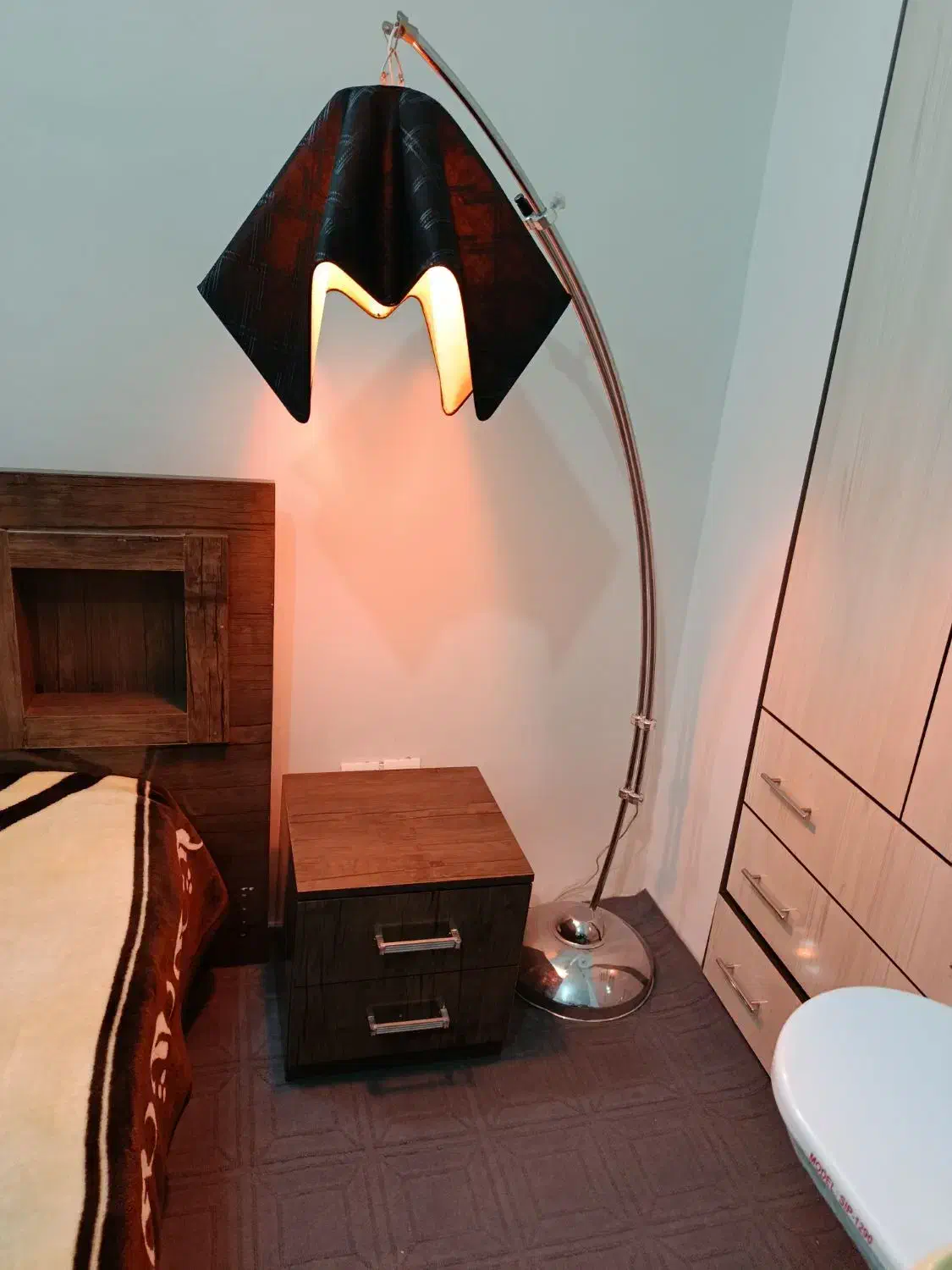 آباژورسالم|چراغ خواب و آباژور|نیشابور, شهرک قدس|دیوار