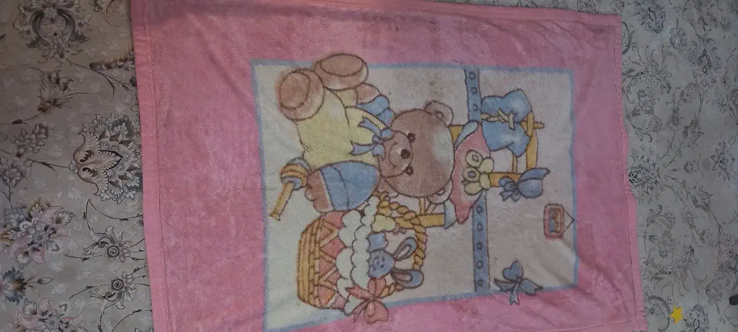 پتو بچه گانه|رختخواب، بالش، پتو|اردکان, |دیوار