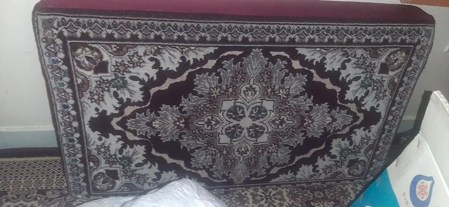 ۸تاپشتی بفروش میرسدرودسر.تخفیف هم داره|پشتی|رودسر, |دیوار