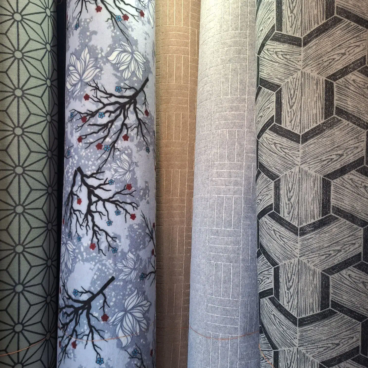 موکت فروشی در طرح و رنگ متنوع|موکت|خان ببین, |دیوار