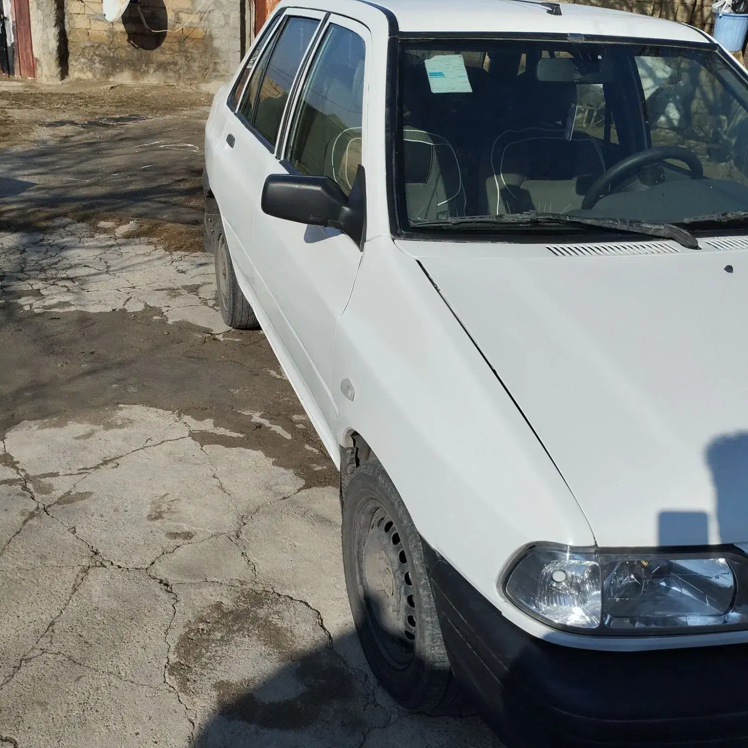 پراید سفید مدل 92|خودرو سواری و وانت|شاهین دژ, |دیوار