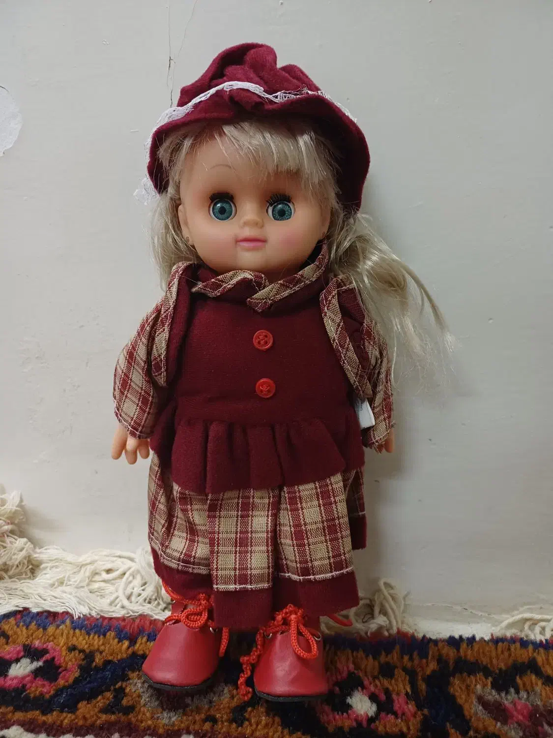 عروسک و سیسمونی|اسباب و اثاث بچه|تبریز, |دیوار