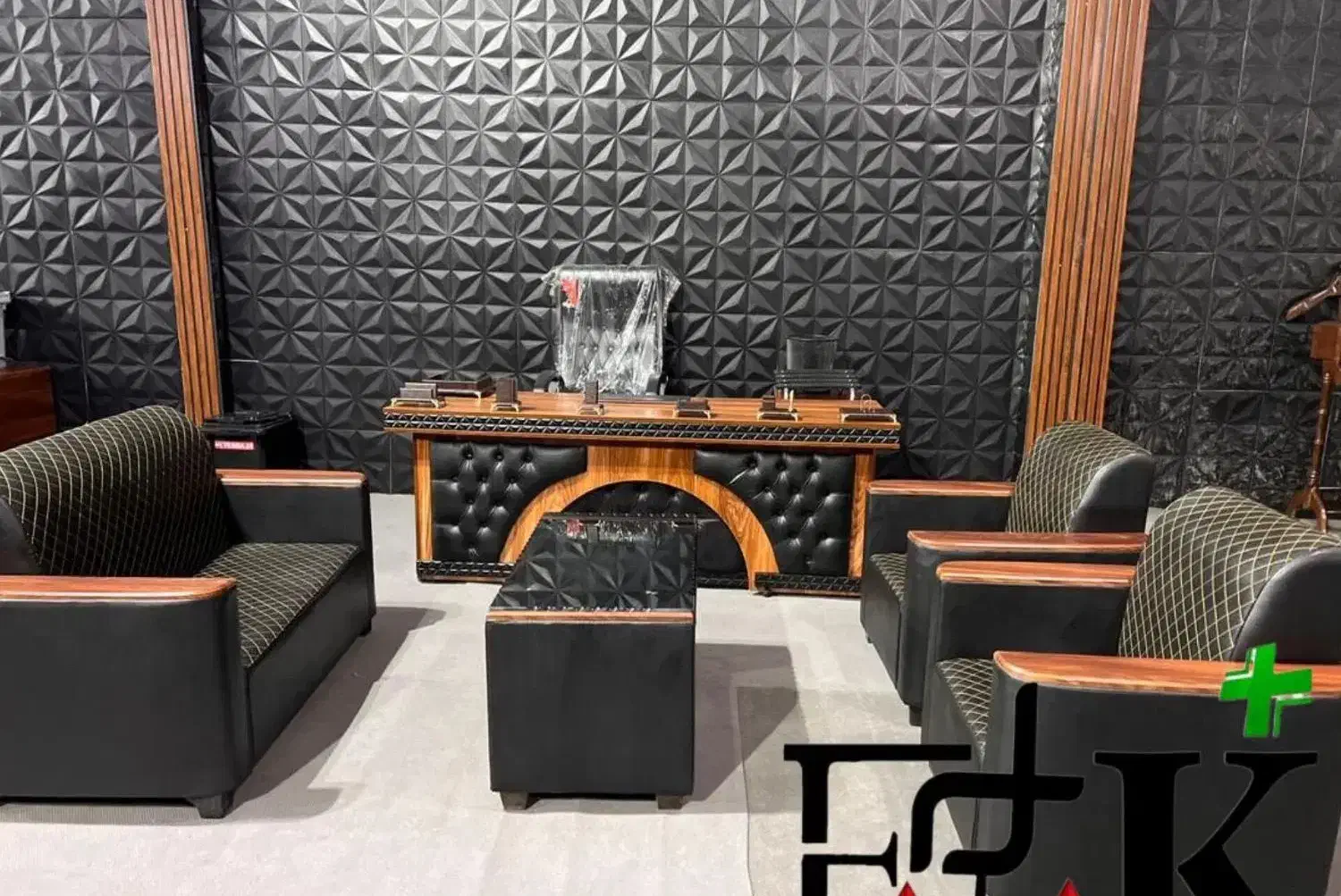 مبل خلبانی اداری/صندلی توری مدیریت/میزکنفرانس منشی|دفتر کار|اصفهان, ملاصدرا|دیوار