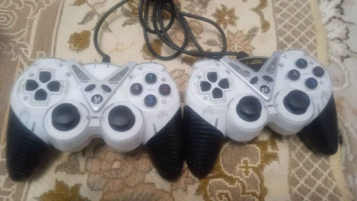 دسته بازی کامپیوتر سالم درحد|کنسول، بازی ویدئویی و آنلاین|تهران, شهرک رضویه|دیوار