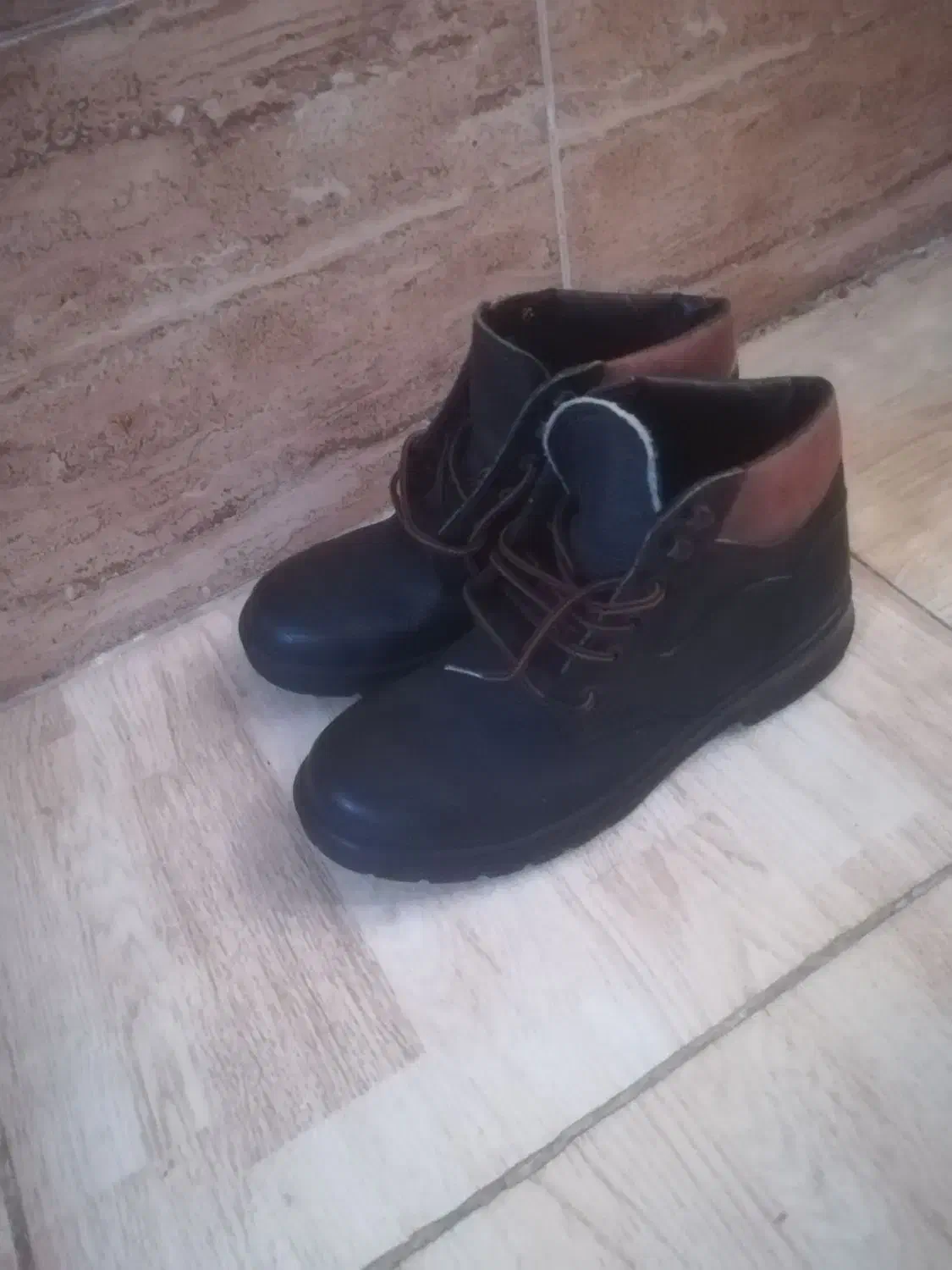 کفش ایمنی/بوت/نمره43|کیف، کفش، کمربند|شیراز, شاپورجان|دیوار