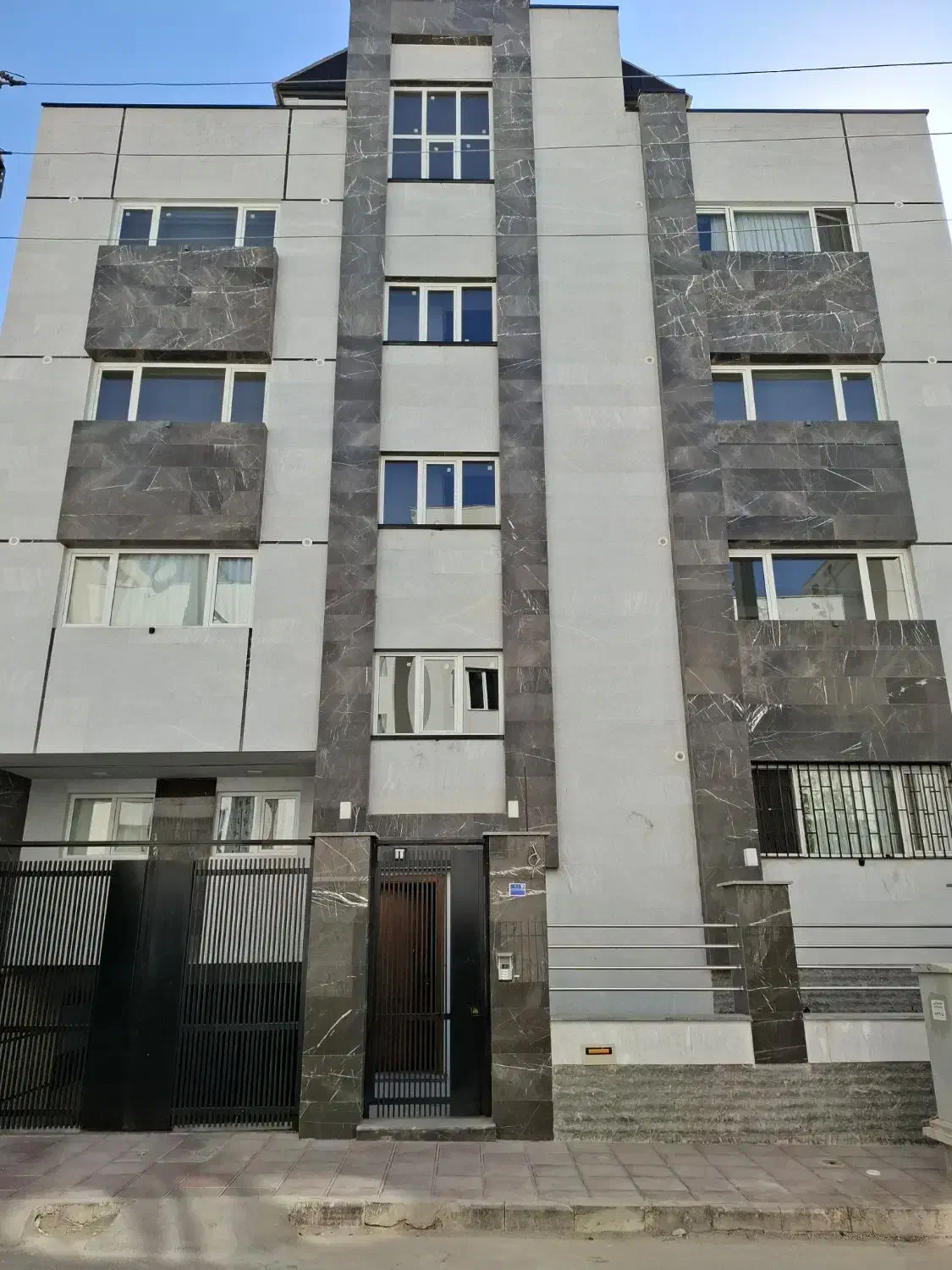 آپارتمان شخصی ساز ۱۰۳ متری طبقه اول فاز ۸ پردیس|فروش آپارتمان|پردیس, فاز ۸|دیوار