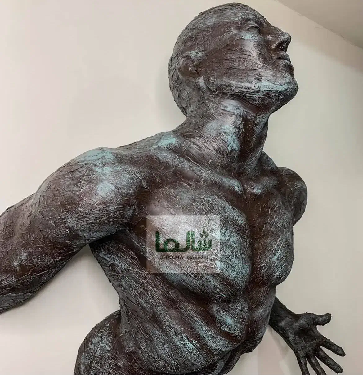 مجسمه رهایی|مجسمه، تندیس، ماکت|رشت, یخسازی|دیوار