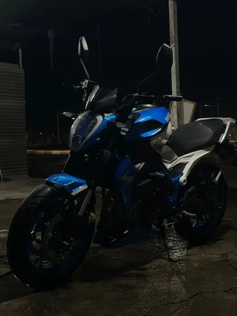 بلنتا ۳۰۰ مدل ۱۴۰۱|موتورسیکلت|اصفهان, فرودگاه شهید بهشتی|دیوار