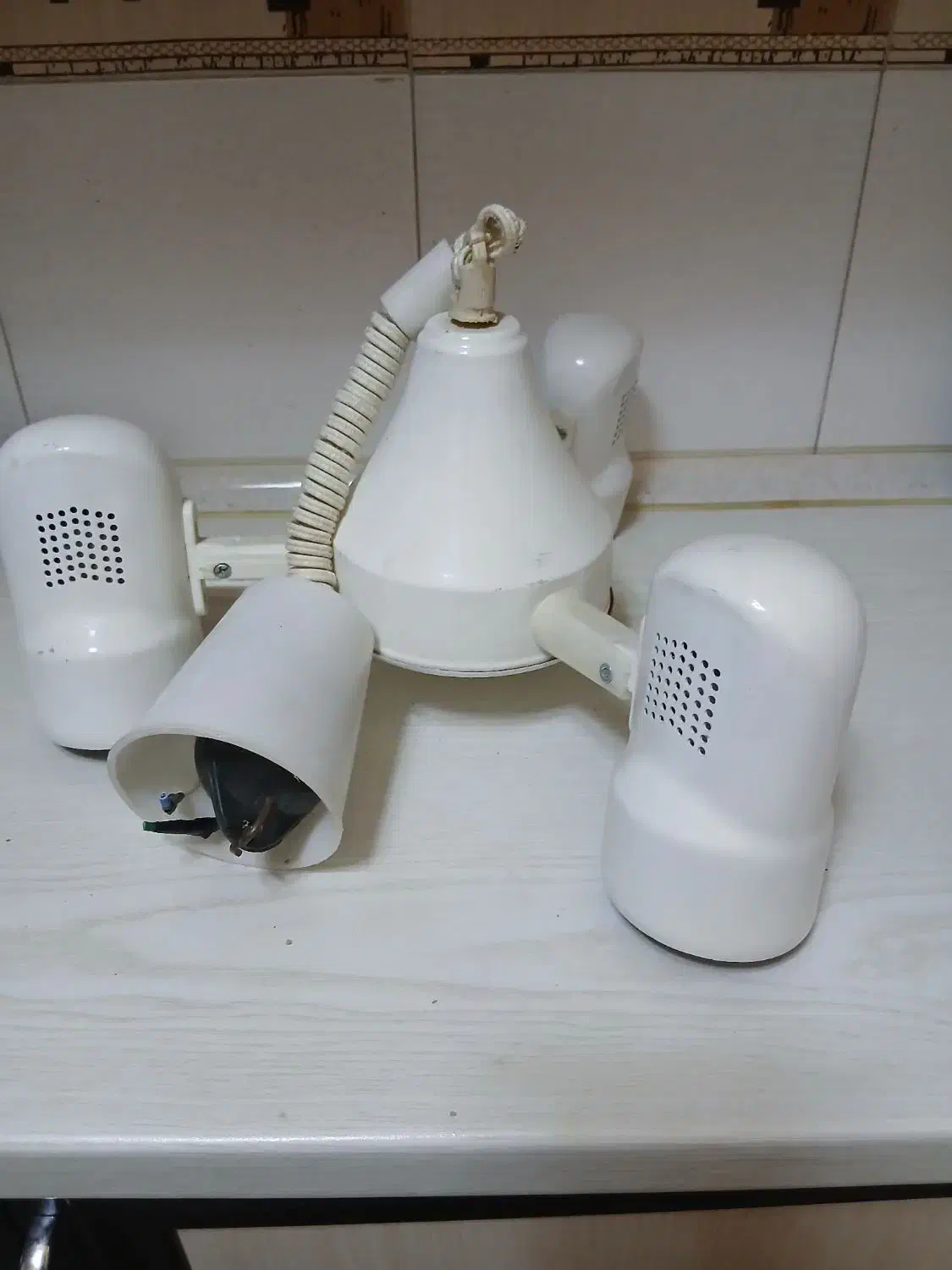 چراغ آویز سه شعله سقفی|لوستر و چراغ آویز|تبریز, |دیوار