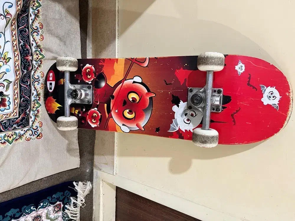 اسکیت برد حرفه ای|دوچرخه، اسکیت، اسکوتر|ورامین, ورامین|دیوار