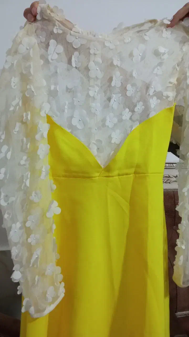 لباس مجلسی|لباس|نقده, |دیوار