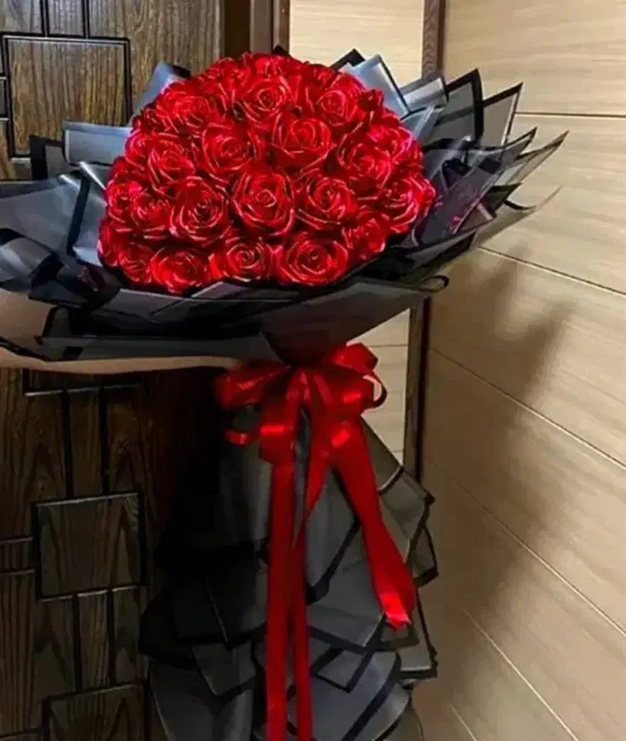 با یه قیمت مناسب این گل های خوشکل و خراب نشدنی بخر|گل مصنوعی|رشت, یخسازی|دیوار