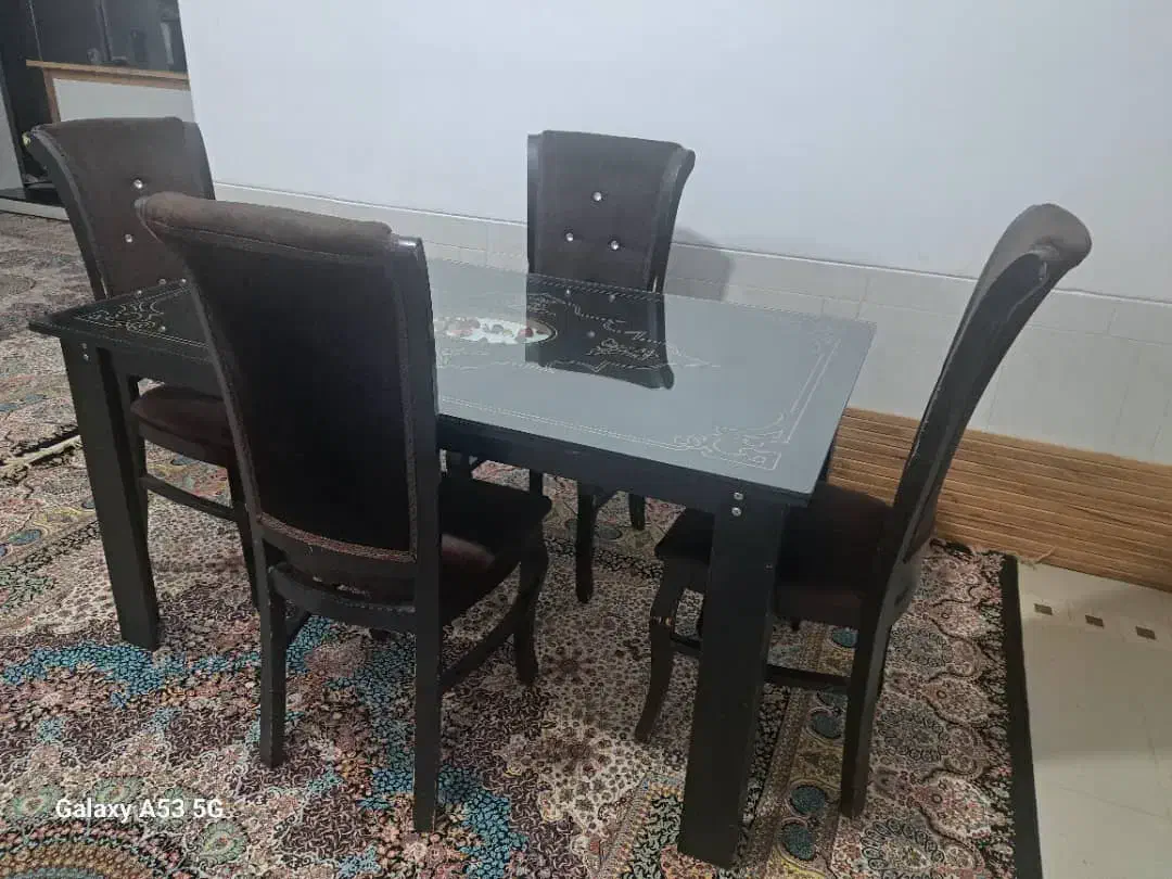 میز غذا خوری|میز و صندلی غذاخوری|مرودشت, دولت آباد|دیوار