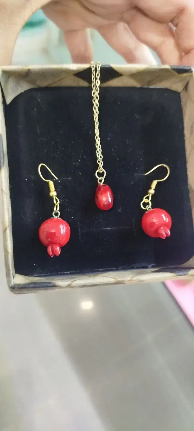 یلدایی|بدلیجات|فولادشهر, A2|دیوار